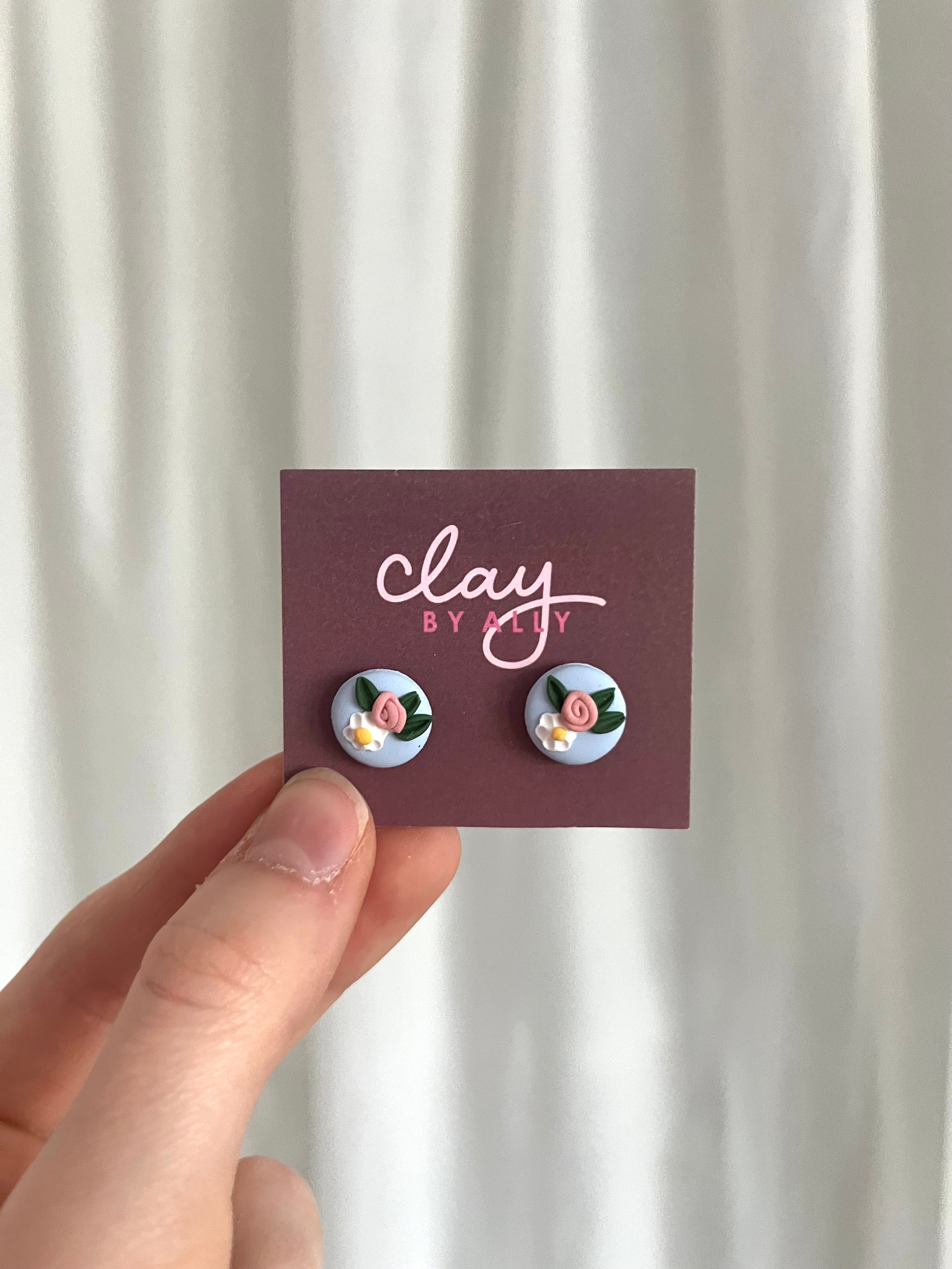 Floral cluster studs
